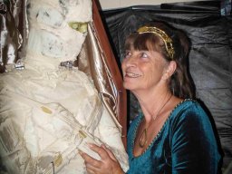 BB 26 HI GIRL NEW IN TOWN